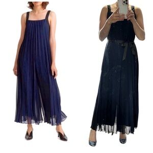 Club Monaco Navy Pleated Flowy Jumpsuit,  US S/M